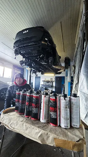 Auto-Lakiernik - Lakierowanie, Konserwacja Podwozia